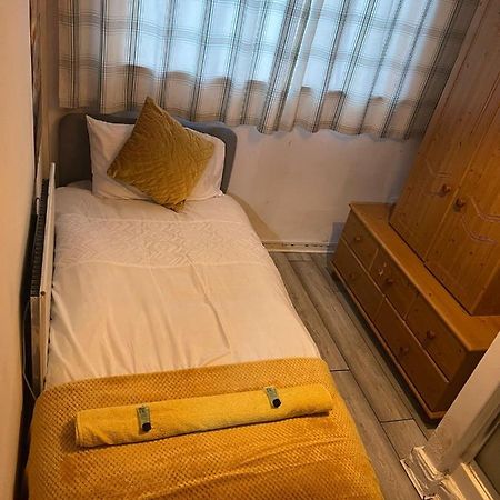 Indulge Hockley Hotel - With Free Front Parking - 10 Min Drive To Birmingham City Centre Bull Ring, Grand Central, Tesco Superstore, Primark & Commonwealth Games 버밍엄 외부 사진
