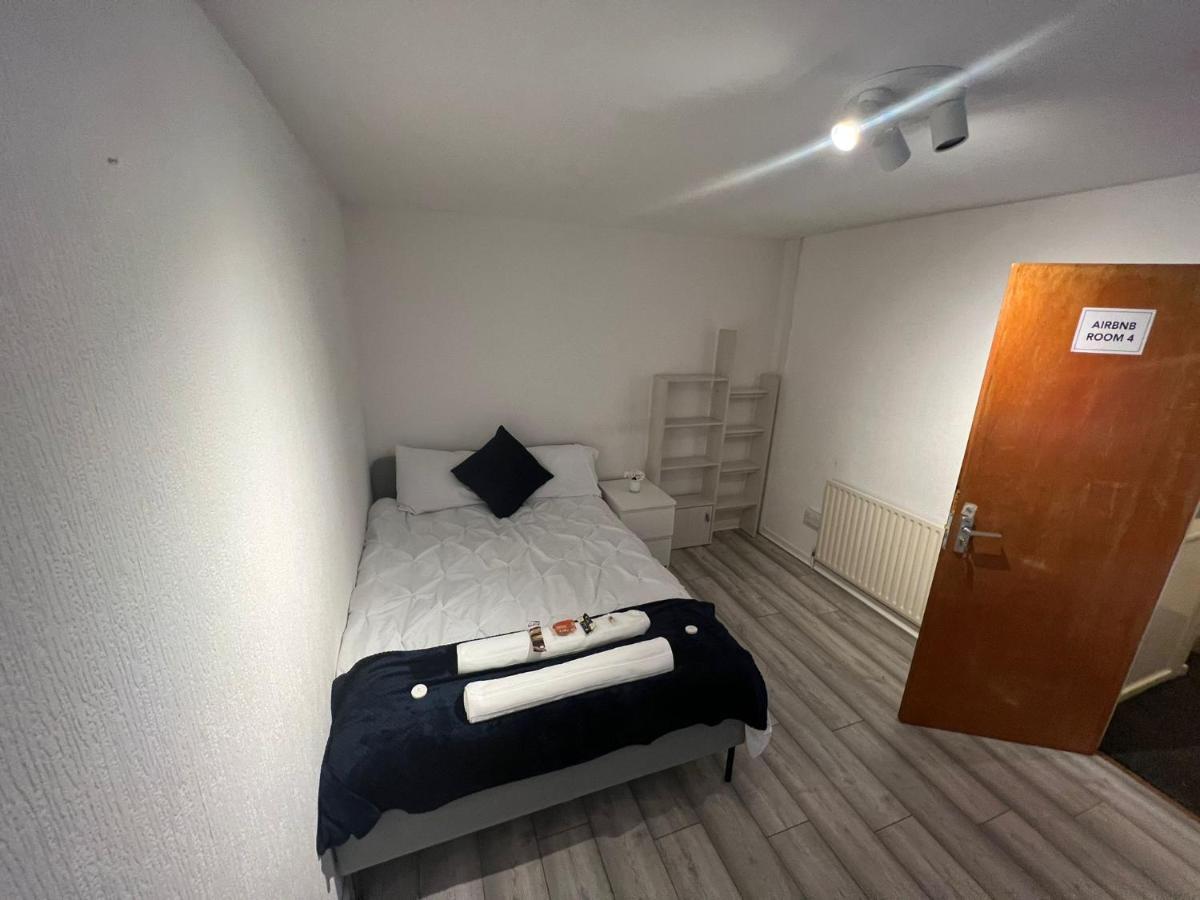 Indulge Hockley Hotel - With Free Front Parking - 10 Min Drive To Birmingham City Centre Bull Ring, Grand Central, Tesco Superstore, Primark & Commonwealth Games 버밍엄 외부 사진
