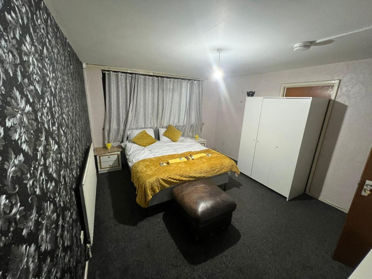 Indulge Hockley Hotel - With Free Front Parking - 10 Min Drive To Birmingham City Centre Bull Ring, Grand Central, Tesco Superstore, Primark & Commonwealth Games 버밍엄 외부 사진